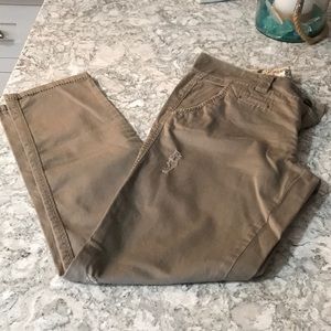 Buckle brand cropped pants